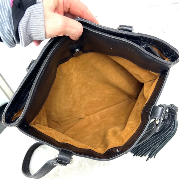 Patricia Nash  Black and White Floral Women's Bag - Picture 13 of 15